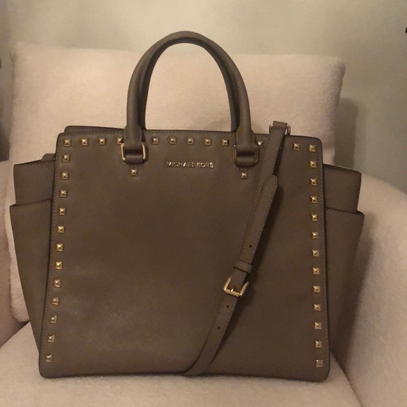 Michael Kors - Large Selma Satchel - Picture 1 of 5